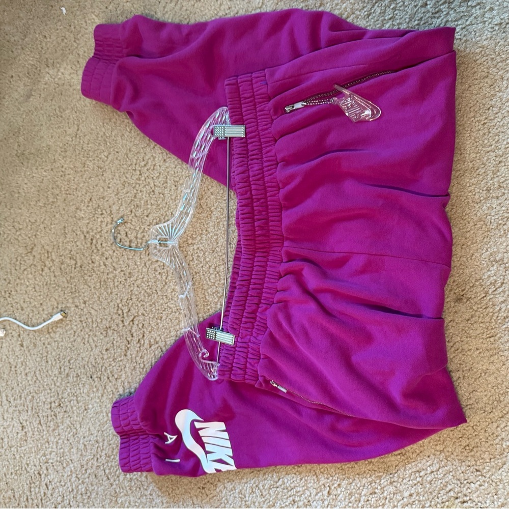 Nike Pink Jogger Pants with Rubber Nike key tag - Picture 3 of 7